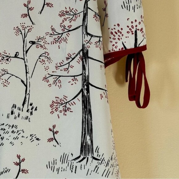 Westmont Ivory Burgundy Cap Sleeve Keyhole Back Cherry Tree Top Size L - Picture 3 of 5